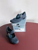 Durea Suède Damesschoenen Maat 7,5, Kleding | Dames, Schoenen, Ophalen of Verzenden, Zo goed als nieuw, Blauw