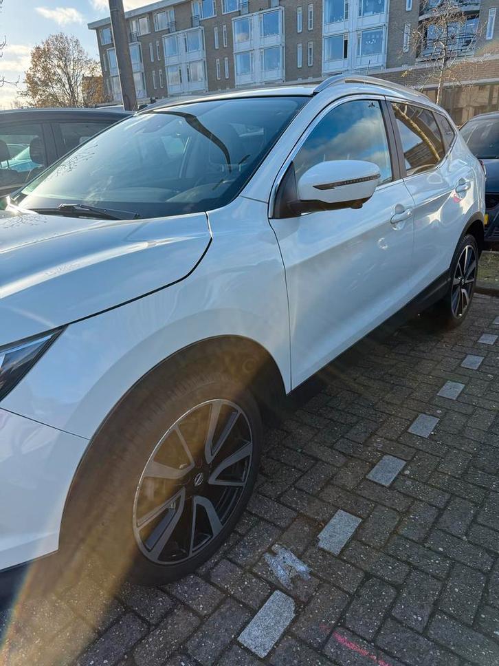 Nissan Qashqai 1.2 Dig-t 85KW 2WD CVT 2017 Wit, Auto's, Nissan, Particulier, Qashqai, Benzine, C, SUV of Terreinwagen, Automaat