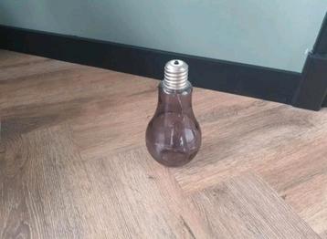 Leuke lamp  beschikbaar voor biedingen