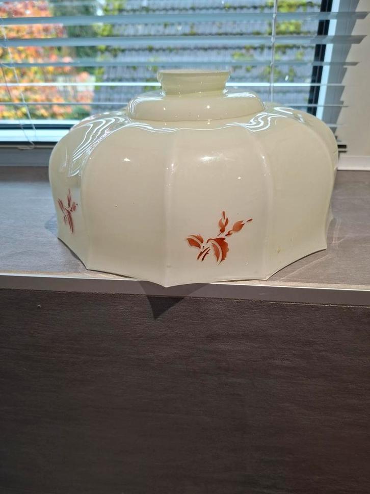 Vintage Lampenkap met Bloemen, Huis en Inrichting, Lampen | Lampenkappen, Gebruikt, Minder dan 25 cm, Overige vormen, Wit, Crème