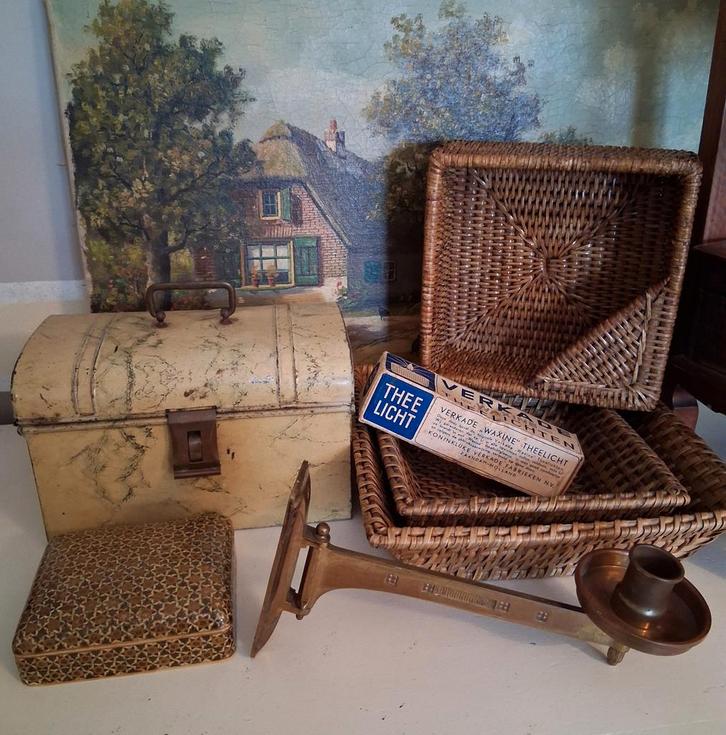 Birma riet Blik Doosje Kandelaar Verkade waxinelichtjes., Antiek en Kunst, Curiosa en Brocante, Ophalen of Verzenden