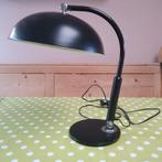 Hala bureaulamp 144 - zwart, Huis en Inrichting, Lampen | Tafellampen, Ophalen of Verzenden, Zo goed als nieuw, Metaal, Modern