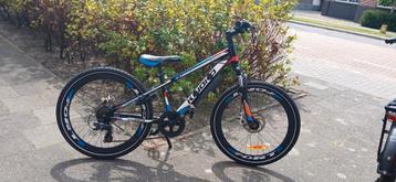 Kiyoko fiets voorzien van nieuwe banden beschikbaar voor biedingen
