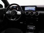 Mercedes-Benz A-klasse 200 163 PK AUT. AMG NIGHT + PANORAMA, Auto's, Mercedes-Benz, Stof, 4 cilinders, 163 pk, Origineel Nederlands