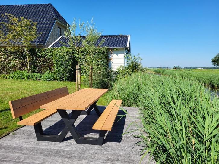 Picknicktafel staal en douglas/lariks hout. X frame Strak, Tuin en Terras, Picknicktafels, Rechthoekig, Hout, Ophalen of Verzenden