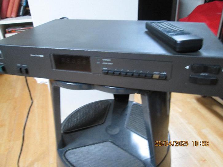 NAD Tuner, Audio, Tv en Foto, Tuners, Gebruikt, Analoog, Ophalen of Verzenden