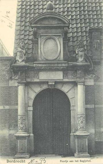(300-318-005) Dordrecht Poortje aan het Bagijnhof beschikbaar voor biedingen