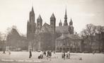 Ansichtkaart - Fotokaart - Vrijthof - Maastricht - Duifjes, Verzenden, 1940 tot 1960, Ongelopen, Limburg