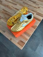 Nike Tiempo R10 FG (39 tm 45), Ophalen of Verzenden, Nieuw