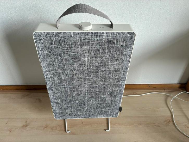 Förnuftig IKEA luchtreiniger met koolstof filter en sensor, Witgoed en Apparatuur, Luchtbehandelingsapparatuur, Zo goed als nieuw