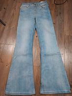 KUYICHI Lisette flared jeans W27 L32, Kleding | Dames, Spijkerbroeken en Jeans, Blauw, KUYICHI, Nieuw, Ophalen of Verzenden
