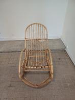 Vintage rotan schommelstoel, Antiek en Kunst, Ophalen