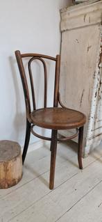 Thonet stoel, Ophalen