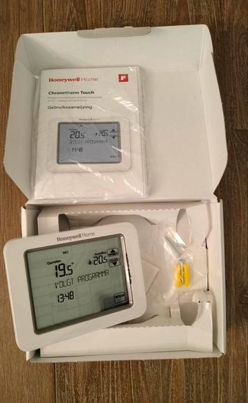 Nieuw! Honeywell Home Chronotherm Touch on/off  beschikbaar voor biedingen