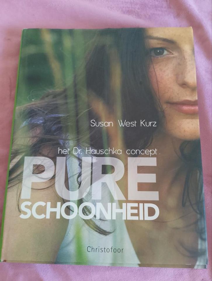 Pure Schoonheid - S. West Kurz, Boeken, Overige Boeken, Zo goed als nieuw, Ophalen