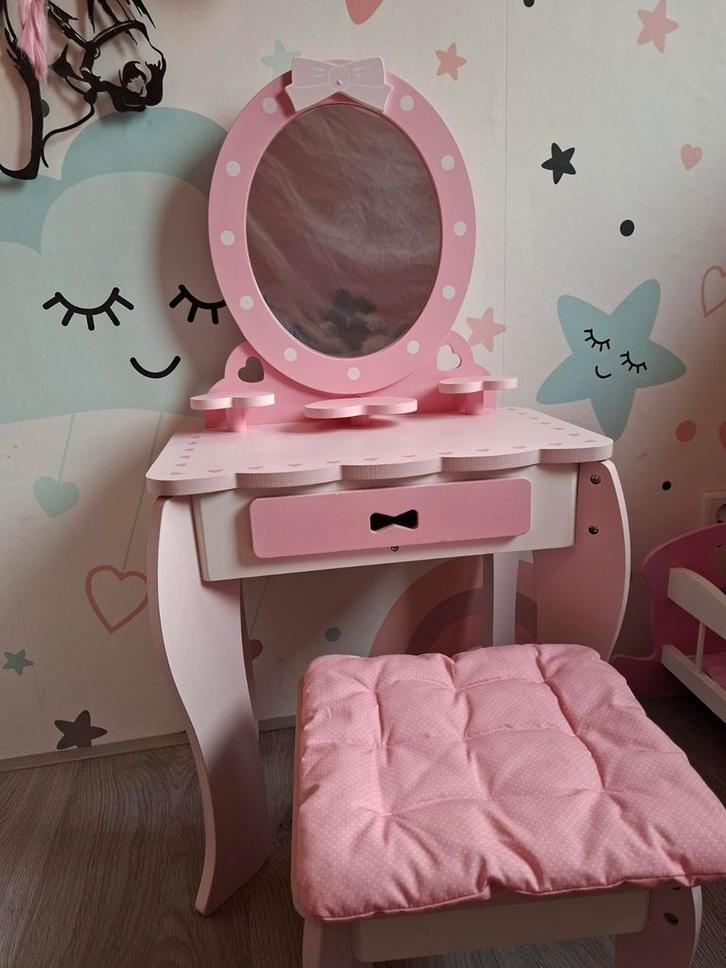 Leuke Kinder Kaptafel met Stoel, Kinderen en Baby's, Kinderkamer | Tafels en Stoelen, Gebruikt, Tafel(s) en Stoel(en), Ophalen