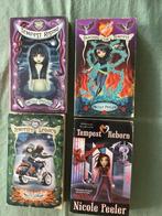 4 x Tempest Engelstalig, Ophalen of Verzenden, Zo goed als nieuw