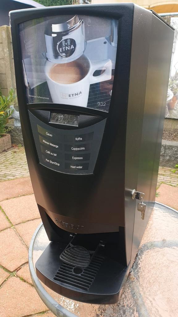 Koffie machines  Café Bar 832 / 932, Witgoed en Apparatuur, Koffiezetapparaten, Gebruikt, Overige typen, Koffiemachine, 10 kopjes of meer