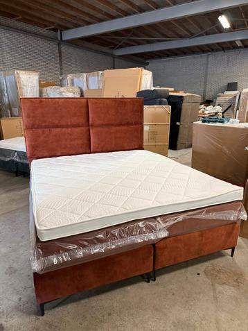 Boxspring 180 x 200 Velvet Pocketveer en geveerde Bak NIEUW beschikbaar voor biedingen