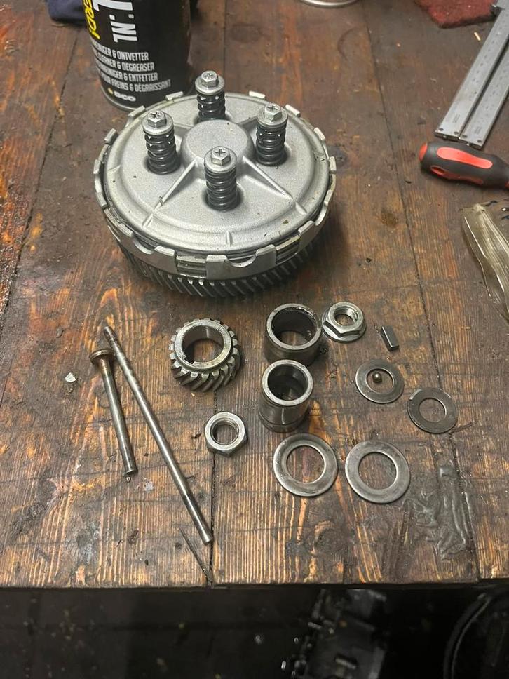 Yamaha dt rd ty mr mx 50 koppeling, Fietsen en Brommers, Brommeronderdelen | Algemeen, Zo goed als nieuw, Blok, Ophalen of Verzenden