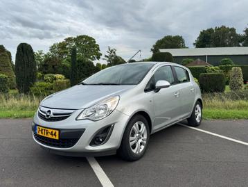 Opel Corsa 1.2 16V 5D 2012 Grijs beschikbaar voor biedingen