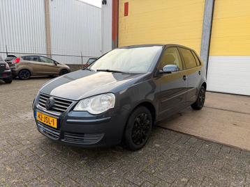 Volkswagen Polo 1.4 74 Pk 2006 Airco/Apk/Distributie Nieuw beschikbaar voor biedingen