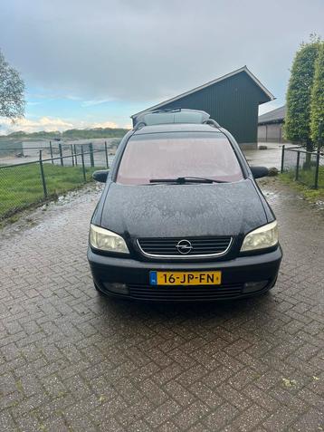 Opel Zafira 1.6 16V 2002 Zwart