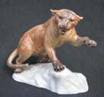 Poema Beswick England model 1702 porselein beeld leeuw poes, Verzamelen, Beelden en Beeldjes, Ophalen of Verzenden, Zo goed als nieuw