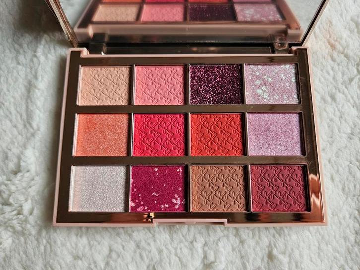 Kay beauty eye kanvas eyeshadow palette twilight, Sieraden, Tassen en Uiterlijk, Uiterlijk | Cosmetica en Make-up, Nieuw, Make-up