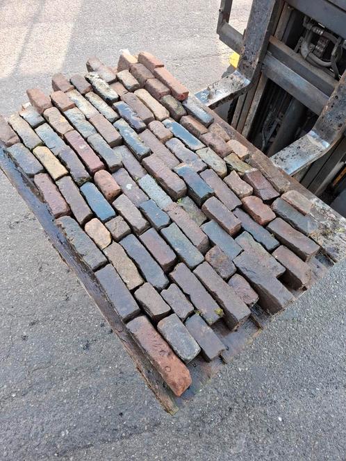 Oude gebakken waal/dikformaat ongelijke lengte, Tuin en Terras, Tegels en Klinkers, Gebruikt, Klinkers, 10 m² of meer, Ophalen