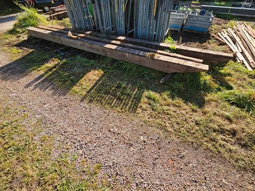 18 Douglas balken 25x25cm 6.7m lang, Doe-het-zelf en Verbouw, Hout en Planken, Gebruikt, Balk, Overige houtsoorten, 300 cm of meer