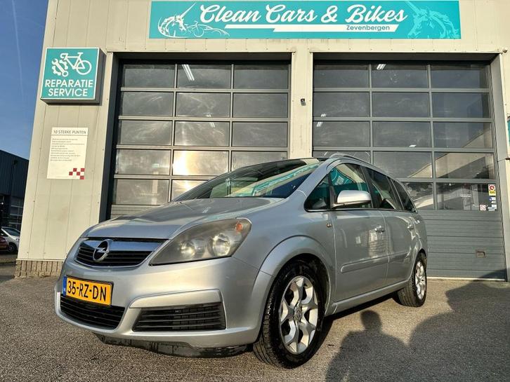 Opel Zafira 2.2 Cosmo (bj 2006), Auto's, Opel, Bedrijf, Te koop, Zafira, ABS, Airbags, Airconditioning, Alarm, Boordcomputer, Centrale vergrendeling