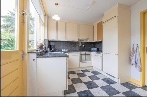 Kleine u keuken voor een prikkie, Huis en Inrichting, Keuken | Complete keukens, Zo goed als nieuw, Graniet of Steen, Ophalen