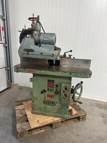 10 pk freesmachine met aanvoerapparaat beschikbaar voor biedingen