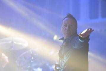 *Prachtig gelimiteerd foto kunstwerk Jim Kerr Simple Minds beschikbaar voor biedingen