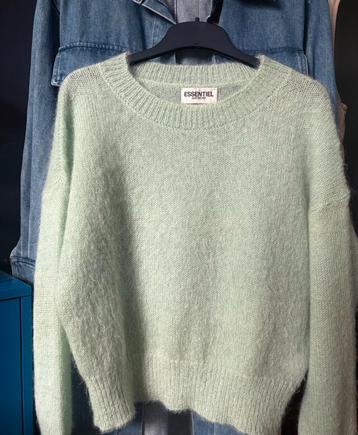 Essentiel Antwerp mohair trui – maat S beschikbaar voor biedingen