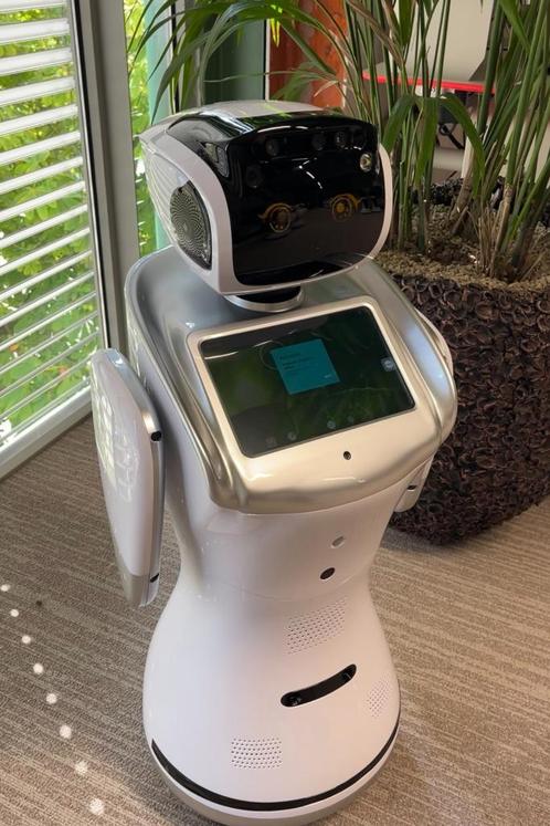 Meerdere Sanbot Elf Humanoïde Service Robots – OS: Android 6, Computers en Software, Overige Computers en Software, Gebruikt, Ophalen