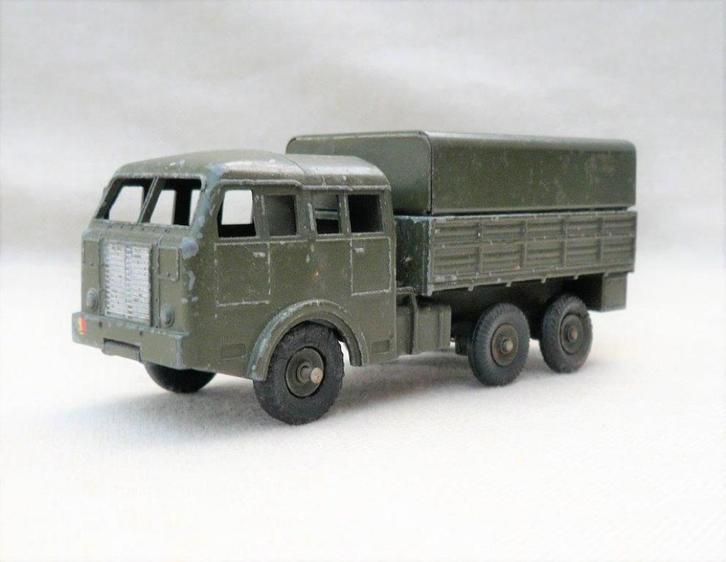 Dinky France 80D 818 Berliet tous terrains legertruck 1/50., Hobby en Vrije tijd, Modelauto's | 1:50, Gebruikt, Bus of Vrachtwagen