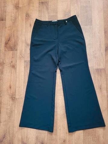 Zwarte stretch pantalon "Fabiënne Chapot" mt42 beschikbaar voor biedingen