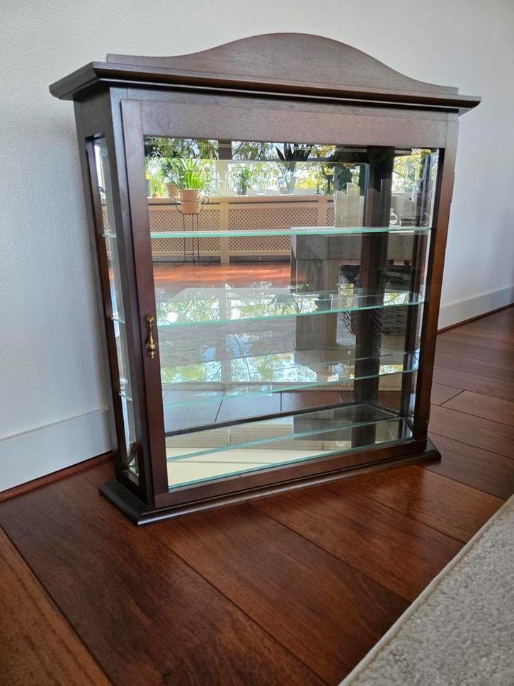 Vintage Vitrinekast met Glazen Planken, Huis en Inrichting, Kasten | Vitrinekasten, Zo goed als nieuw, Minder dan 100 cm, 50 tot 100 cm