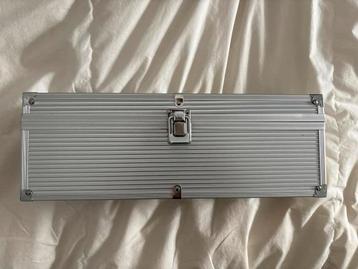 Aluminium wijnkist 1-vaks inclusief sommelierset beschikbaar voor biedingen