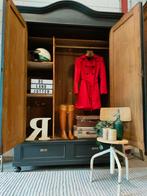 Vintage/Brocante zwarte kast, Landelijke houten kledingkast, Ophalen of Verzenden