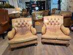 2 x Stoere lounge Chesterfield fauteuils Camel Cognac, Huis en Inrichting, Fauteuils, Ophalen of Verzenden