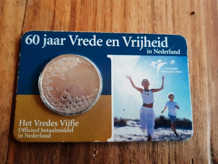 60 jaar Vrede en Vrijheid, Postzegels en Munten, Munten | Nederland, Euro's, Koningin Beatrix, Zilver, Ophalen of Verzenden
