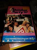 VHS ex-rental - Slumber Party 57, Cd's en Dvd's, VHS | Film, Gebruikt, Ophalen of Verzenden, Vanaf 16 jaar
