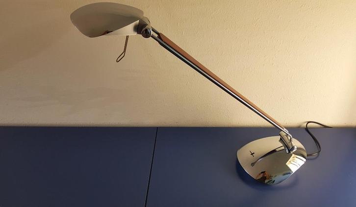 Desklamp chroom / walnoot, Huis en Inrichting, Lampen | Tafellampen, Gebruikt, Minder dan 50 cm, Hout, Metaal, Ophalen of Verzenden