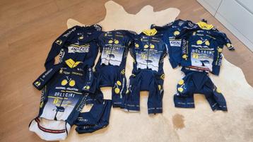 Set proffesionele fietskledij doltcini beschikbaar voor biedingen