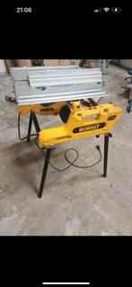 Dewalt Cirkel en verstekzaag (flip), Doe-het-zelf en Verbouw, Gereedschap | Zaagmachines, Ophalen, Gebruikt, 70 mm of meer, Dewalt