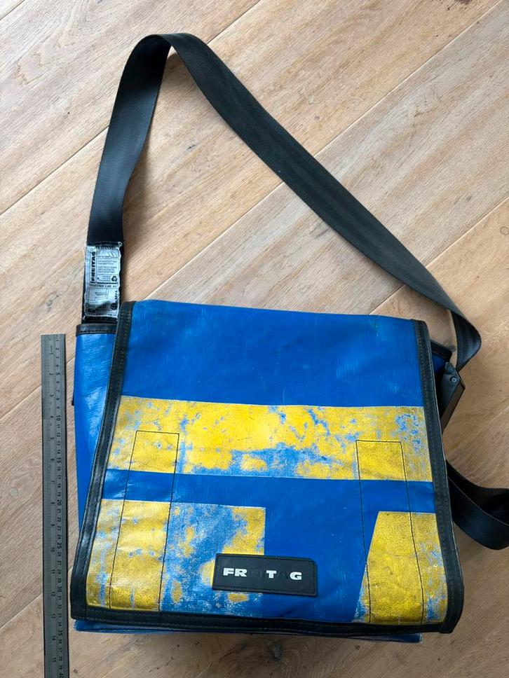 Freitag Messenger tas, Sieraden, Tassen en Uiterlijk, Tassen | Schooltassen, Gebruikt, Schoudertas, 30 tot 40 cm, 30 tot 40 cm