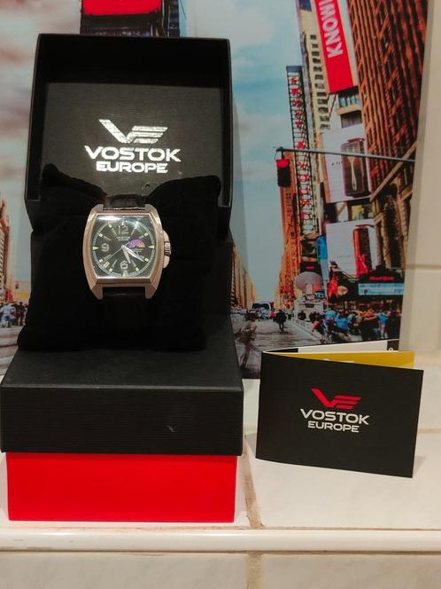 VOSTOK WOSTOK en andere militaire Russische horloges, Verzamelen, Militaria | Algemeen, Landmacht, Overige typen, Overige gebieden
